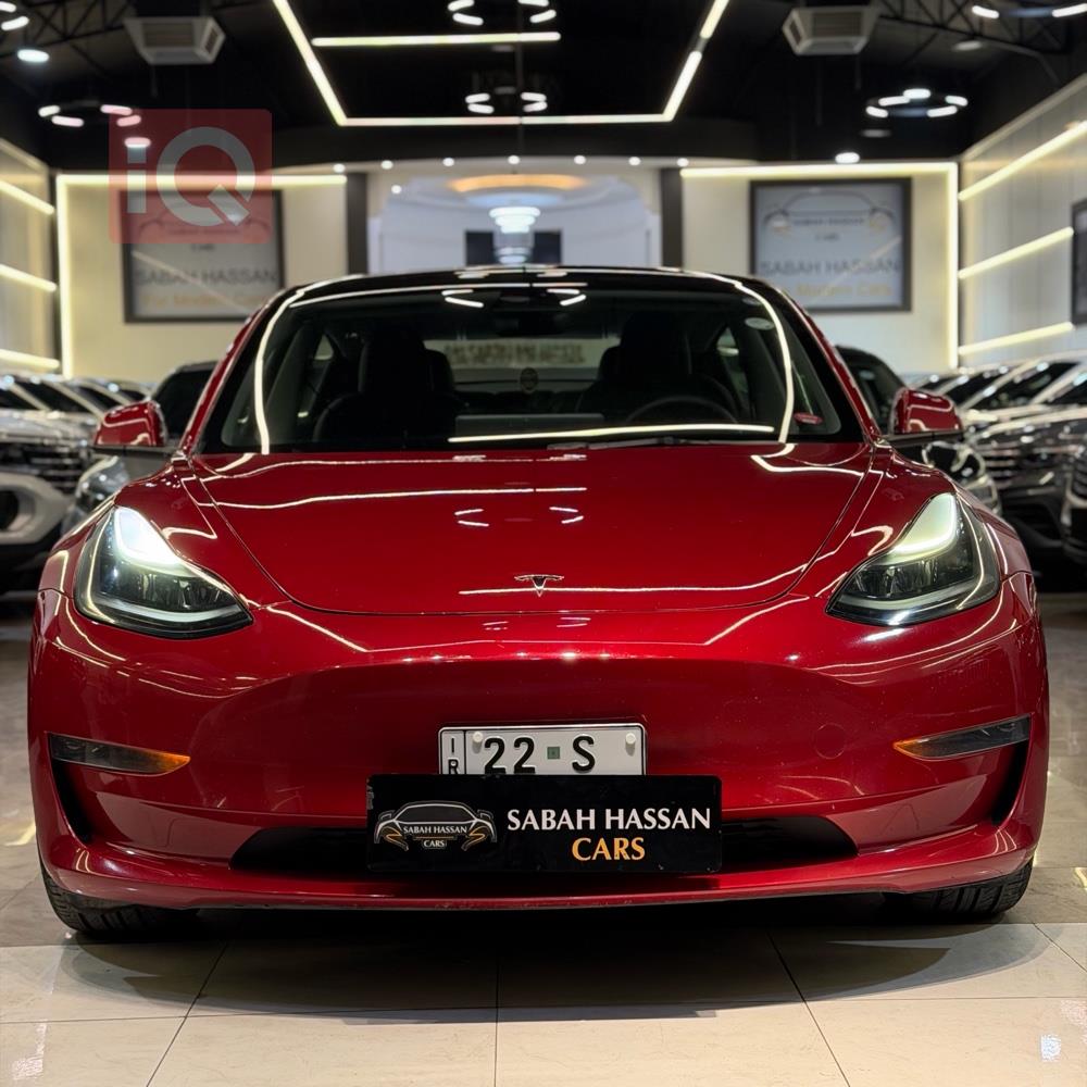 تسلا موديل 3